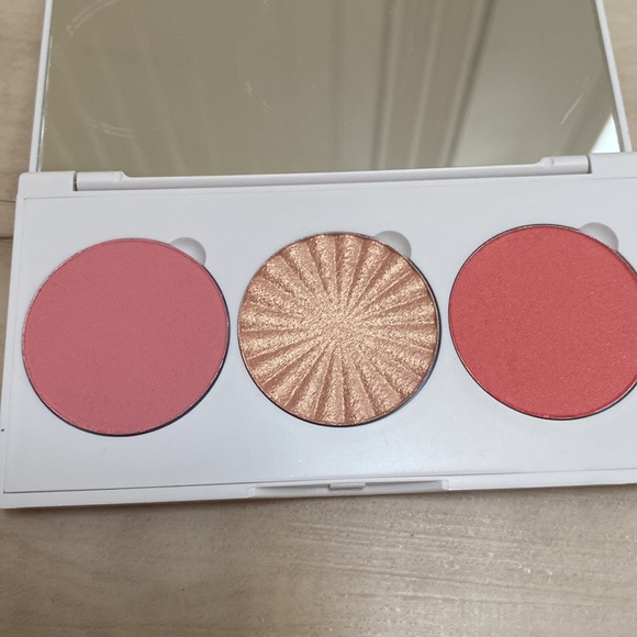NEW OFRA Midi Palette Sitting Pretty Blush - Picture 2 of 5